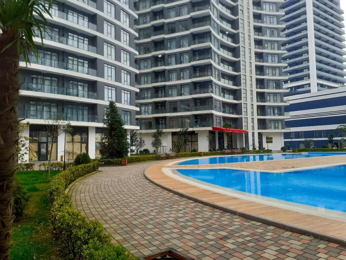 Apartment New Batumi - Rooms With Pool & Sea View
